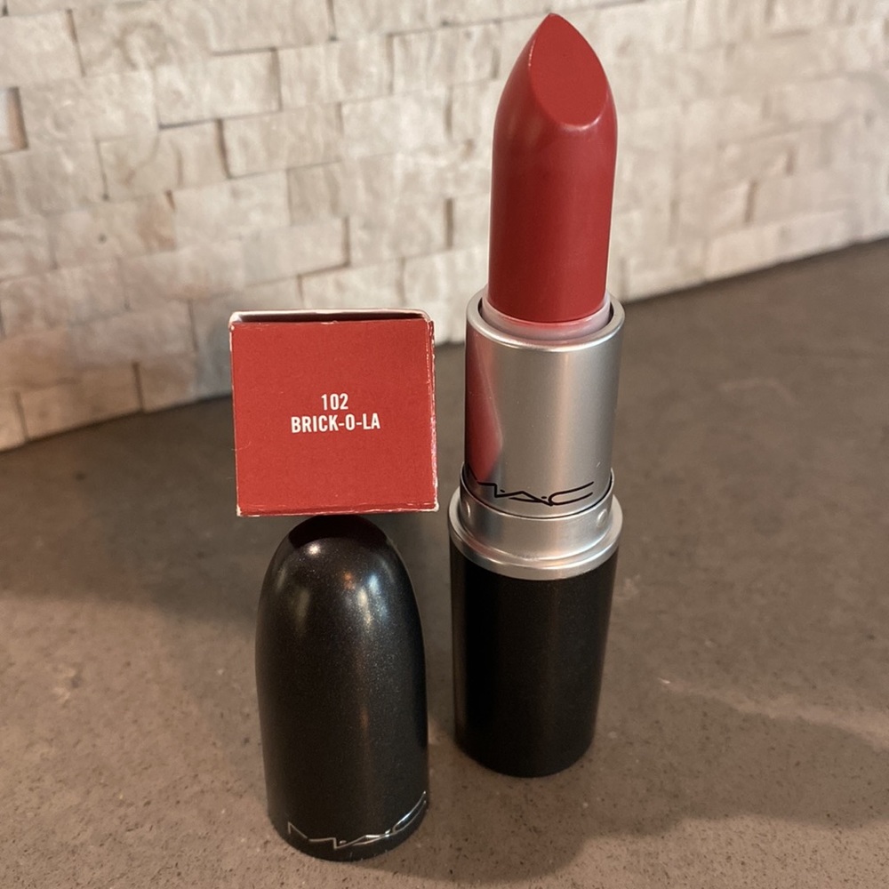 Mac Cosmetics Brick-O-La Amplified Creme Lipstick MAC - Picture 4 of 5